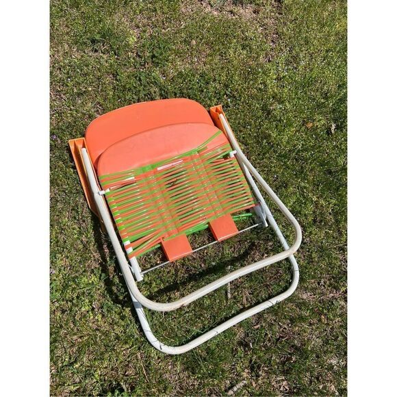 Vintage 1970s Jelly PVC Folding Lawn Chair Mod MCM Retro Lawn Beach Chair - Picture 11 of 11